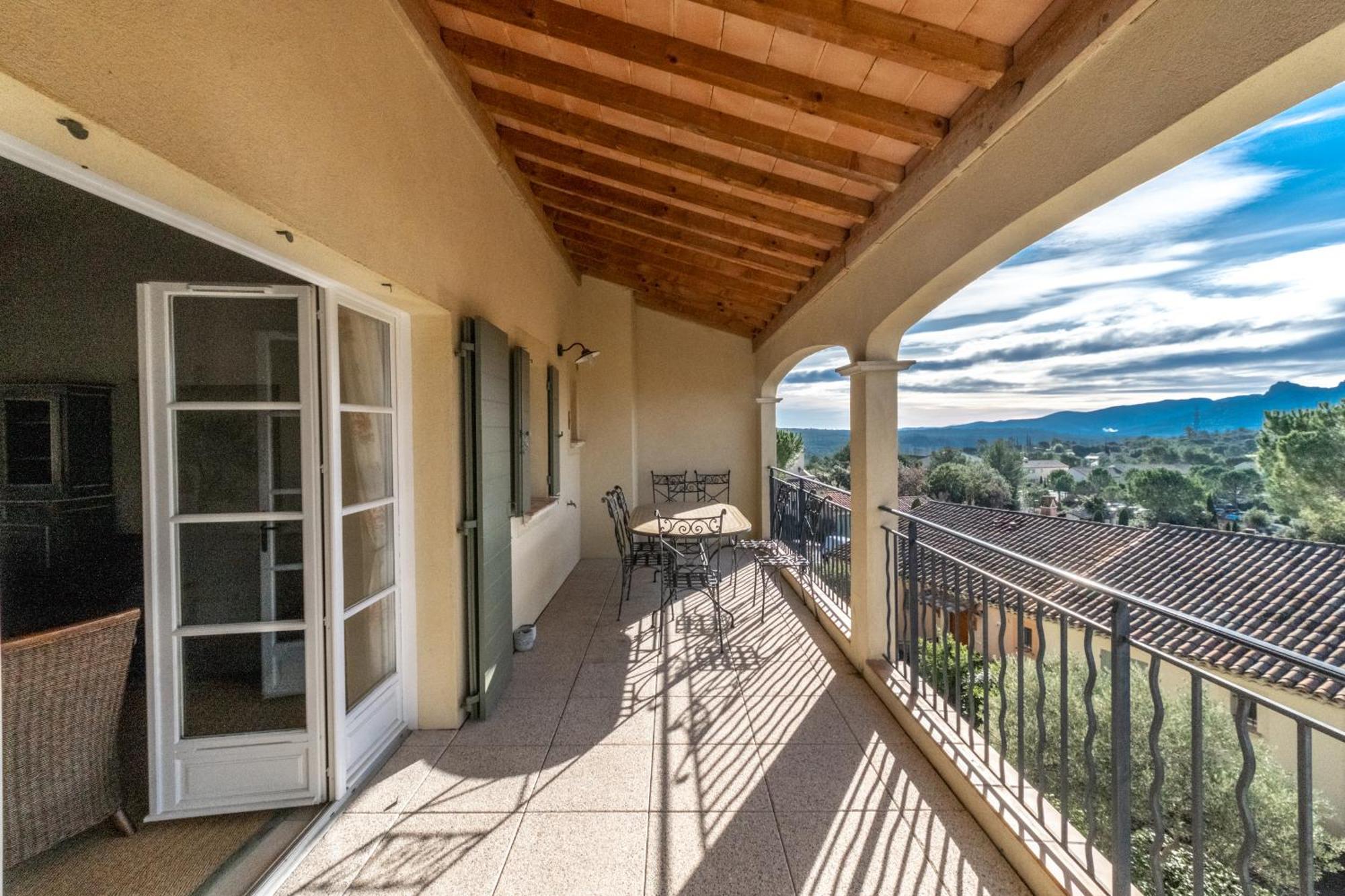 Les Appartements Et Maisons Du Domaine De Saint Endreol Golf & Spa Resort La Motte  Luaran gambar